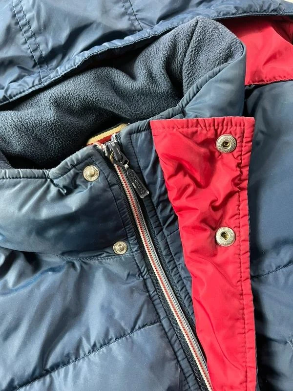 Chaqueta acolchada acolchada Tommy Hilfiger azul marino y rojo Talla M – photo 4